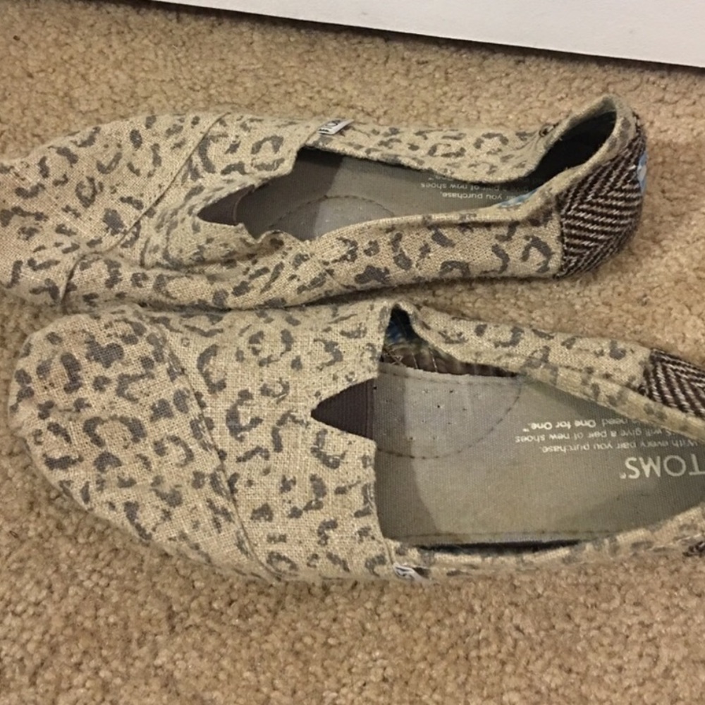 Toms Burlap Slides-Leopard Print size 8 🐆🤎🖤